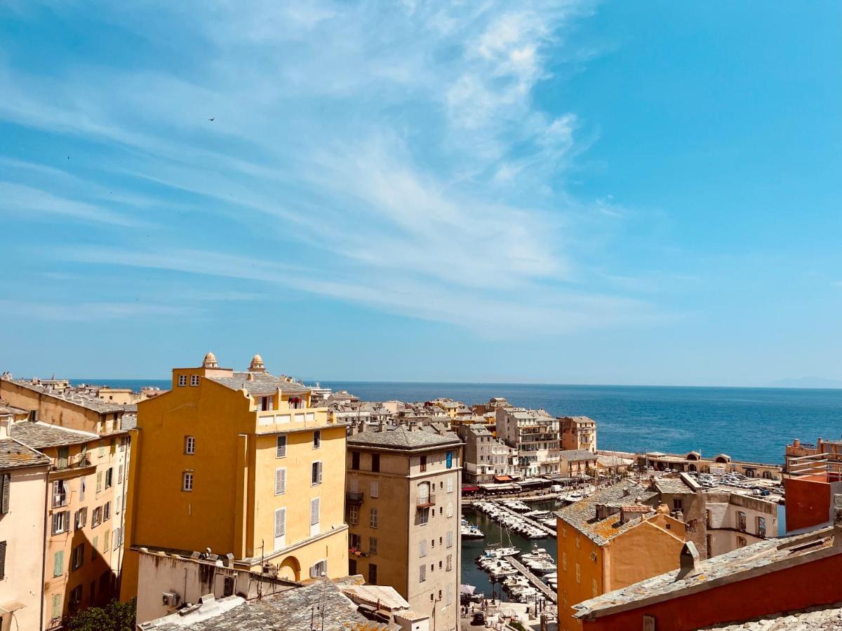 Pepites Bastiaises Vatta Appartement Roof Top Jacuzzi Vue Vieux Port Bastia  Exterior photo